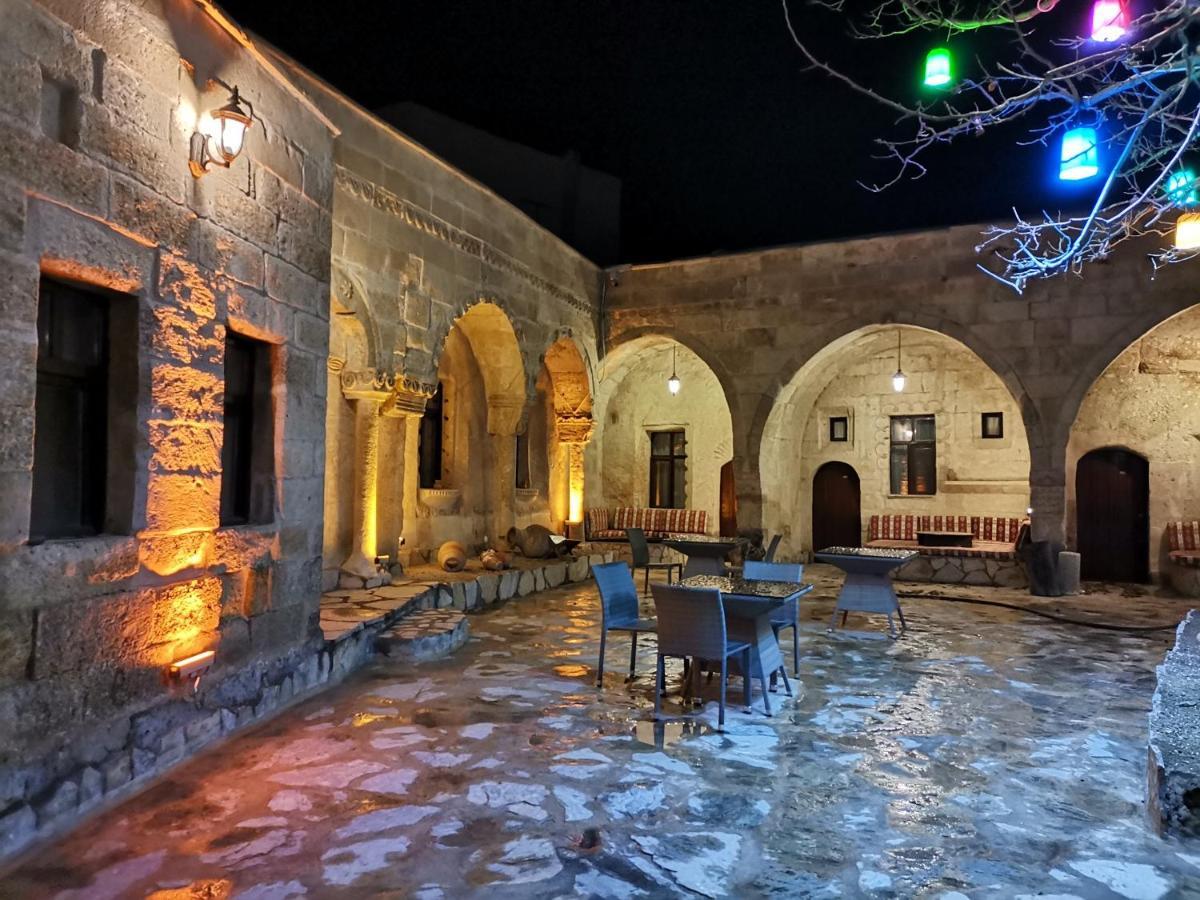 Cappadocia Palace Hotel อูร์กุบ ภายนอก รูปภาพ