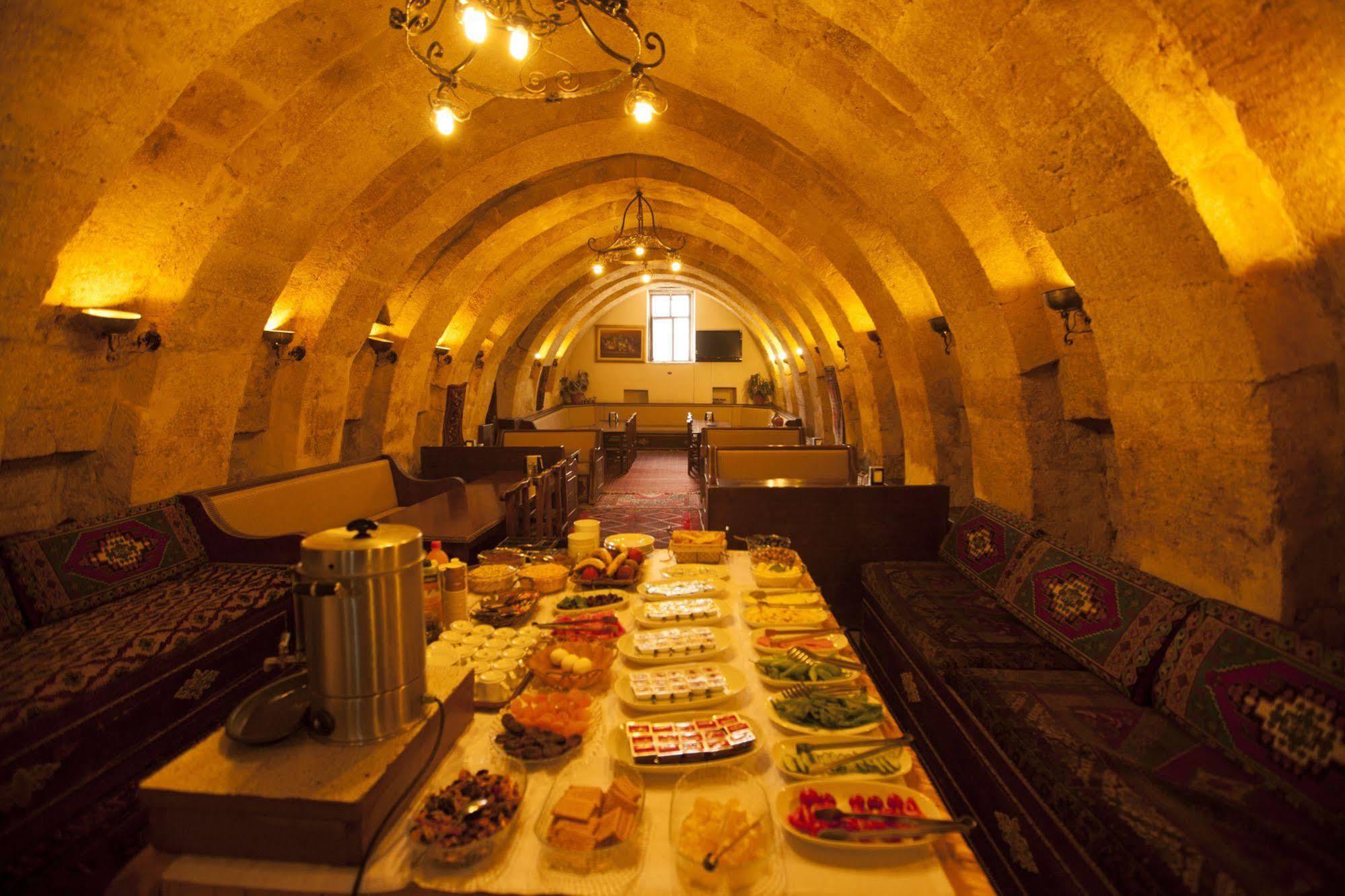 Cappadocia Palace Hotel อูร์กุบ ภายนอก รูปภาพ